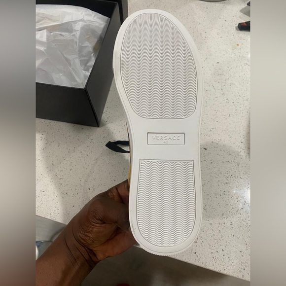 Versace sneakers - Picture 4 of 4